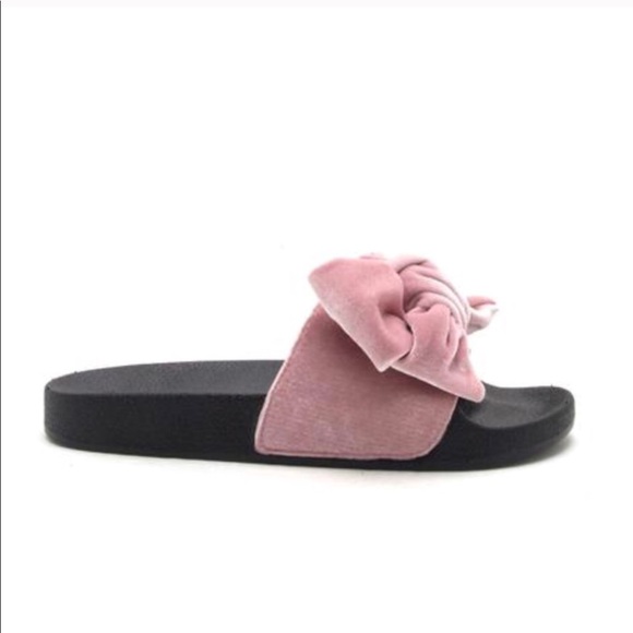 3 LEFT🌸velvet bow slides sandals blush pink black - Picture 3 of 4